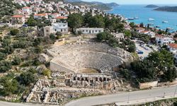 Mersin’de Elaiussa Sebaste Antik Kenti Tarihe Işık Tutuyor