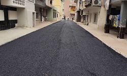 Mersin'in Akdeniz ilçesinde sokaklar yenileniyor