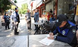 Mersin'in Akdeniz ilçesinde yol ve kaldırım işgalleri denetlendi