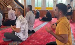 Osmaniye’de Cuma Namazında Gazze İçin Dualar Edildi