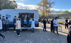 Osmaniye'de Lise Öğrencilerine Sıcak Çorba İkramı