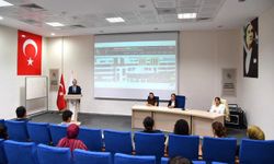 Osmaniye’de OKÜ Öğrencileri Kütüphaneleri İnceledi