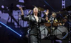 Şebnem Ferah Antalya'da konser verdi