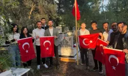Osmaniye'de Gençlerden Şehitliğe Vefa: Bayraklar Yenilendi