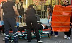 Serik'te otomobil ile motosikletin çarpıştığı kazada 2 kişi yaralandı