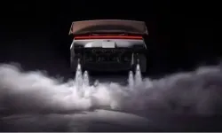 Tesla Roadster 0'dan 100'e Kaç Saniyede Çıkıyor? İşte Teknik Özellikleri