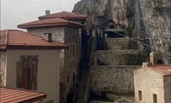 Trabzon’un Kayalıklardaki Hazinesi Sümela Manastırı
