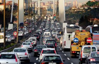 Kurban Bayramı 2025 Trafik Kısıtlaması: Kamyon ve Tankerlere Yasak Başladı