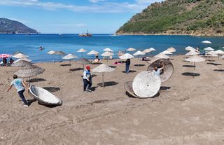 Antalya'nın turistik Adrasan ve Olimpos sahilleri sezona hazırlanıyor