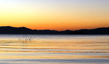 Elazığ'ın Cennet Gölü: Hazar Gölü'nde Doğanın Büyüsü