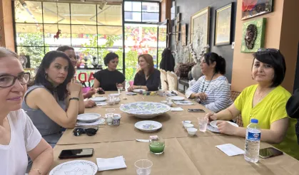 Osmaniye'de Geleneksel Çini Sanatına Modern Dokunuş: Kadim Sanatlar Atölyesi'nde Çini Workshop'ı