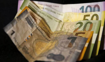 Azerbaycan Manatı, Türk Lirası Karşısında Rekor Kırdı: Iğdır'da Alışveriş Yoğunluğu Artıyor