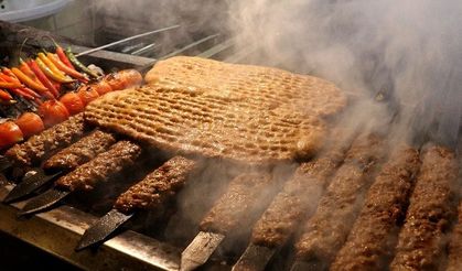 Osmaniye'de Kebap ve Çiğ Köfteye Döner Rakibi