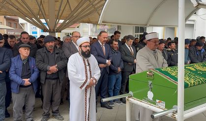 Isparta'da kaybolduktan 3 gün sonra çalılık alanda ölü bulunan çocuğun cenazesi toprağa verildi