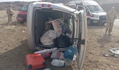 Hakkari'nin Yüksekova İlçesinde Feci Kaza: 1 Ölü, 3 Yaralı