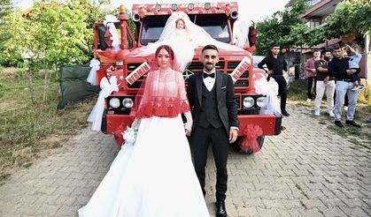 Kamyonunu Gelin Arabası Yaptı Düzce’de Renkli Düğün