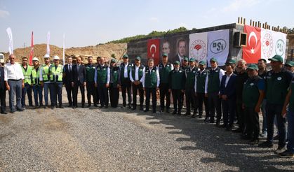 Bakan Yumaklı, Bingöl'de içme suyu deposunda incelemede bulundu: