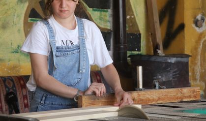 "Kadınsın, Yapamazsın" Diyenleri Yanıltan Marangoz, 7 Ülkeye İhracat Yapıyor