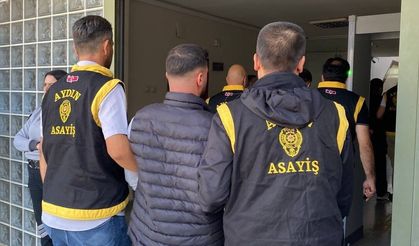 Arızalı Araç Kılığındaki Silah Deposuna Polis Baskını!