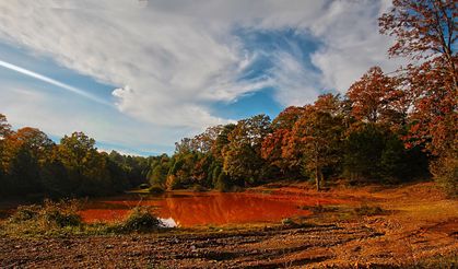 Karagöl Amanoslar’da Sonbahar Renkleriyle Büyülüyor