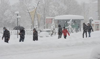 Elazığ’da Kar ve Buzlanma Alarmı Okullar 2 Gün Tatil!