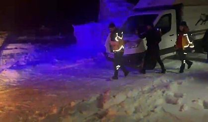 Kar ve Tipiyi Aştılar, Bebeği Hayata Bağladılar