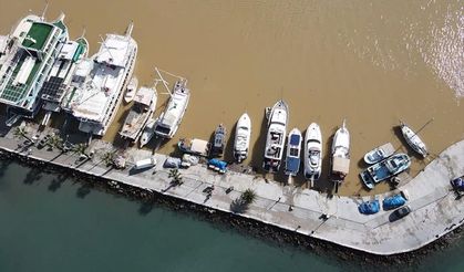 Muğla'da Gökova Körfezi'nin rengi değişti