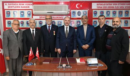 Vali Serdengeçti Şehit Ailelerini Ziyaret Etti