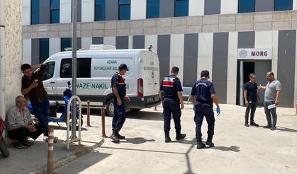 Adana'da devrilen traktörün altında kalan kişi öldü