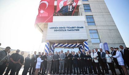 TOBB Başkanı Hisarcıklıoğlu, Mersin Üniversitesi Denizcilik Fakültesi'ni ziyaret etti