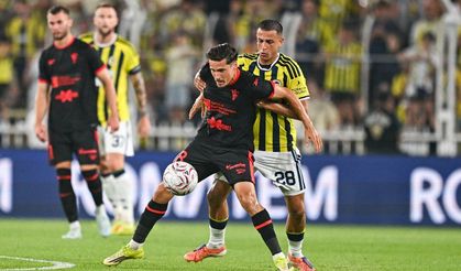 Fenerbahçe Polonya'da Tur İçin Sahaya Çıkıyor