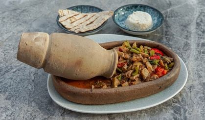 Kapak Açılır Açılmaz Kokan Lezzet Testi Kebabı