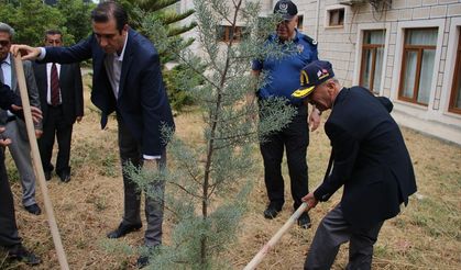 Bozyazı'da 'Okuma Salonu ve Sosyal Yaşam Alanı' açıldı