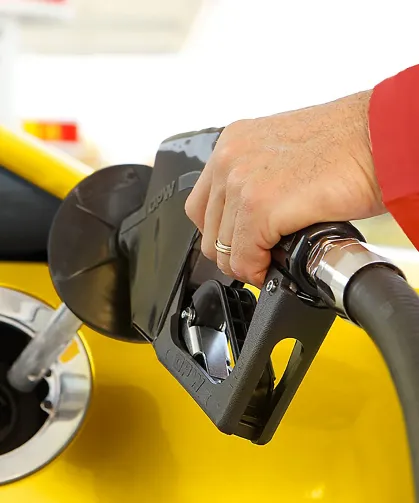 Benzine Bir Zam Daha mı Geliyor?