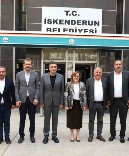 Gaziantep Büyükşehir Belediyesi, İskenderun’da sahaya indi