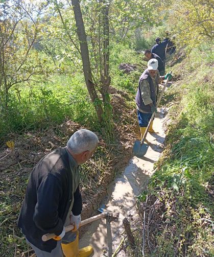 Hasanbeyli'de Çevre Temizliği Atağı Kanallar ve Dereler Düzenli Temizlenecek