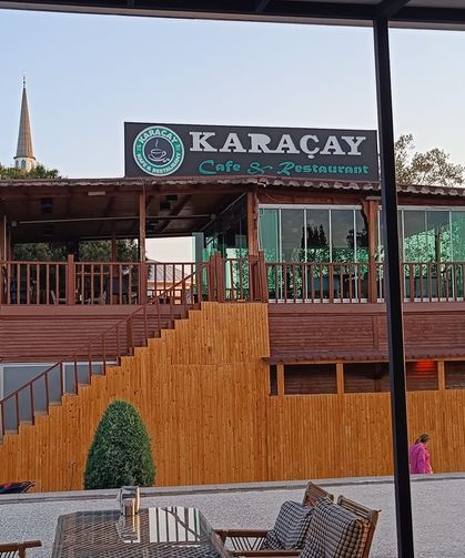 Su Parkı ve Lezzetlerle Dolu: Karaçay Kafe & Restaurant