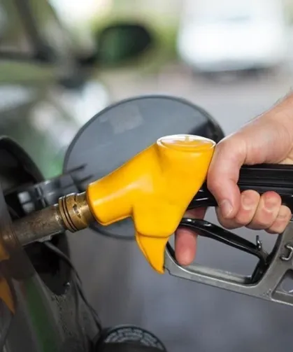 Motorine Zam Geldi! 1 Nisan’da Tabelalar Değişti: İşte İl İl Güncel Fiyatlar