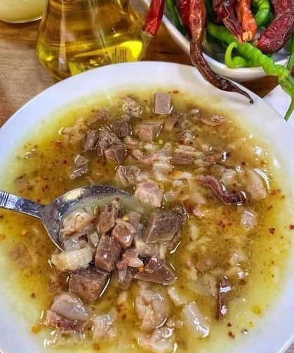 Osmaniye Sofralarının Şifa Deposu  Kelle ve Ayak Karışımı Paça Çorbası