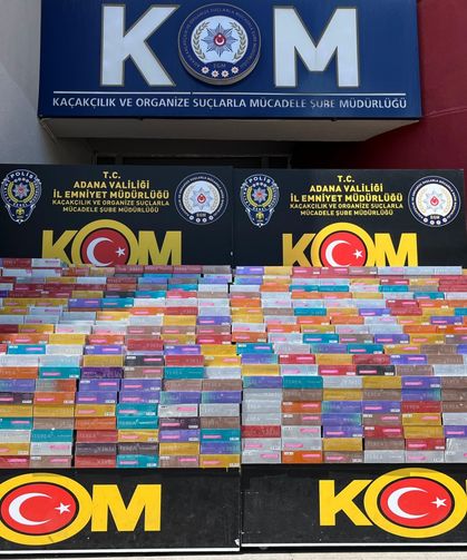 Adana'da 2 otomobilin çarpıştığı kazada anne ve bebeği hayatını kaybetti