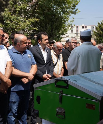 Bahçe Belediyesi’nden Hüsamettin İşdar’a Veda
