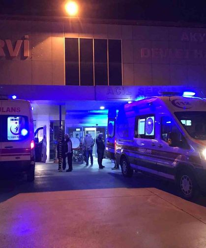 Asansör Faciası Baba Hayatını Kaybetti, Kızı Yaralı
