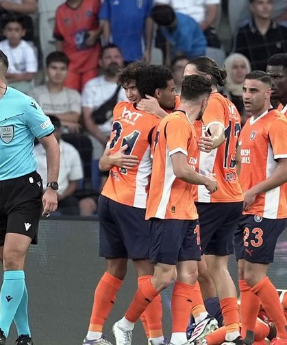 Başakşehir Konferans Ligi’nde Play-Off’a Yükseldi