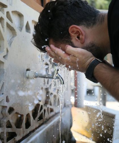 Gaziantep ve Şanlıurfa'da Kavurucu Sıcak: 49 Derece!