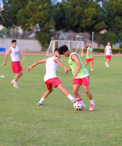Osmaniyespor FK, Sahada Disiplinle Çalışıyor