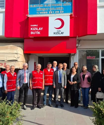 AK Parti Kadirli İlçe Teşkilatından Kızılay’a Anlamlı Destek