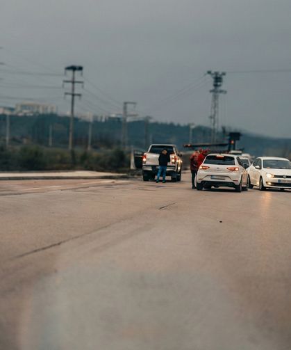 Toprakkale’de “tehlikeli kavşak” iddiası Maddi hasarlı kaza sonrası tepki