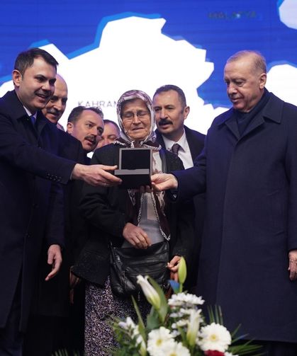 Bakan Kurum “Deprem Şehitlerimizi Özlemle Andık”