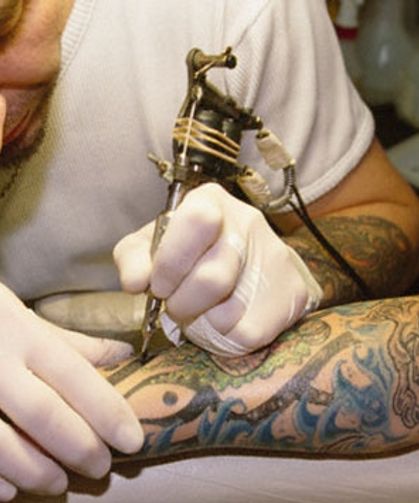 Dövmesi olanlar dikkat! Bilim insanlarından korkutan araştırma