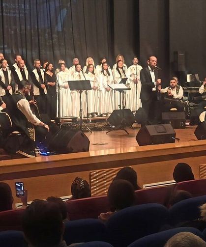 Antakya Medeniyetler Korosu Osmaniye'de konser verdi